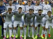  法甲季后赛对决在即！波士顿凯尔特人演练定位球，曼城密集防守应对